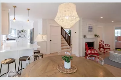 122 Ruggles Avenue, Newport, RI 02840 - Photo 7