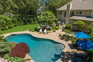 19 Cassandra Ln, North Kingstown, RI 02852 - Photo 3