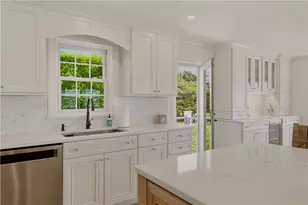 3 Richmond Pond Dr, Westport, MA 02790 - Photo 15