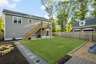 294 E Greenwich Ave, West Warwick, RI 02893 - Photo 37