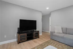 294 E Greenwich Ave, West Warwick, RI 02893 - Photo 25