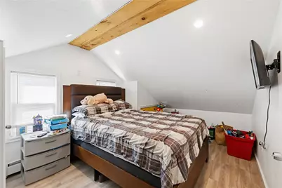 196 Simmonsville Avenue, Johnston, RI 02919 - Photo 15