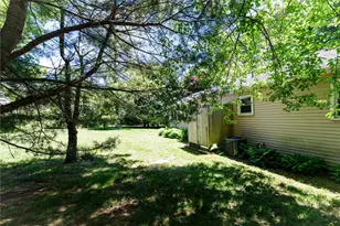 26 Fort Ninigret Rd, Charlestown, RI 02813 - Photo 33