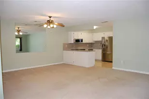571 Pocasset Ct, Warwick, RI 02886 - Photo 7