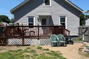 217 Evergreen St, Pawtucket, RI 02861 - Photo 5