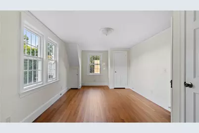 20 Bowen Street, East Providence, RI 02916 - Photo 11