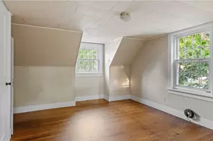 20 Bowen St, East Providence, RI 02916 - Photo 15