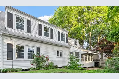 20 Bowen Street, East Providence, RI 02916 - Photo 21