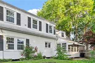 20 Bowen St, East Providence, RI 02916 - Photo 21
