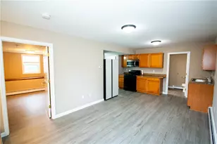 858 Bernon St, Woonsocket, RI 02895 - Photo 3