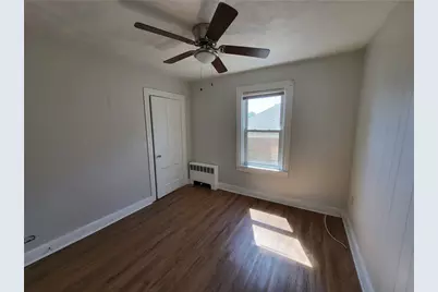 127 Sherman Street, Pawtucket, RI 02860 - Photo 9