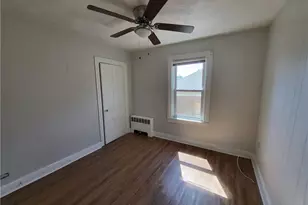 127 Sherman St, Pawtucket, RI 02860 - Photo 9