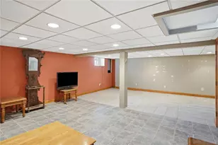 31 Cecile St, Lincoln, RI 02865 - Photo 33