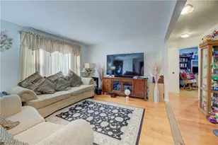117 Bulgarmarsh Rd, Tiverton, RI 02878 - Photo 9