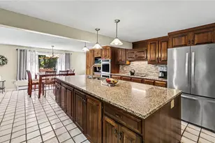 43 Follett St, Cumberland, RI 02864 - Photo 5