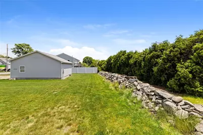 3055 East Main Road, Portsmouth, RI 02871 - Photo 11