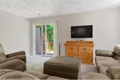 8 Susan Circle, South Kingstown, RI 02879 - Photo 7