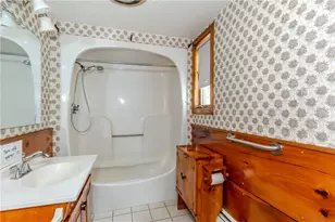 60 Colwell Rd, Smithfield, RI 02828 - Photo 15