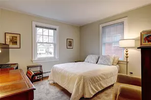 20 Grotto Ave, Providence, RI 02906 - Photo 17