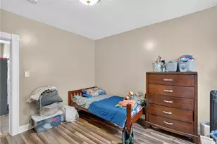 142 Richard St, Cranston, RI 02910 - Photo 17