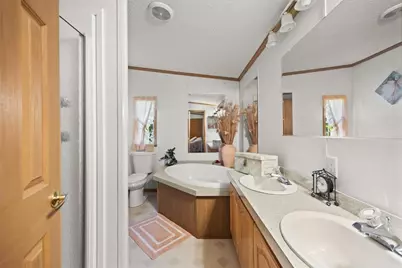 59 Robin Drive, Tiverton, RI 02878 - Photo 13