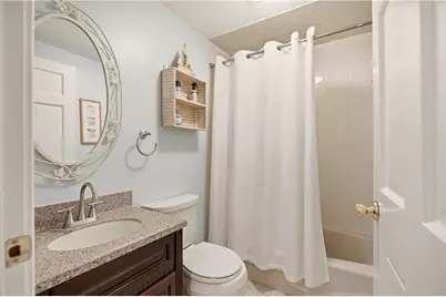 158 Narragansett Avenue #I, Newport, RI 02840 - Photo 13