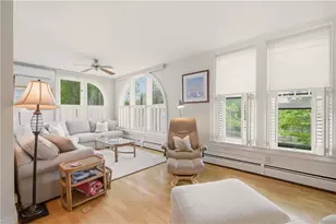 158 Narragansett Ave, Newport, RI 02840 - Photo 5
