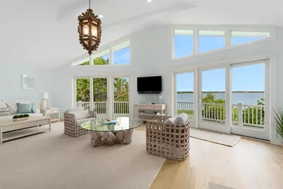 117 Indian Avenue, Portsmouth, RI 02871 - Photo 3