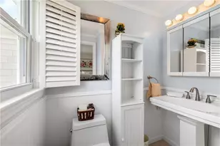 35 Willow Ave, Narragansett, RI 02882 - Photo 19