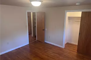 80 Ballston Ave, Pawtucket, RI 02861 - Photo 11