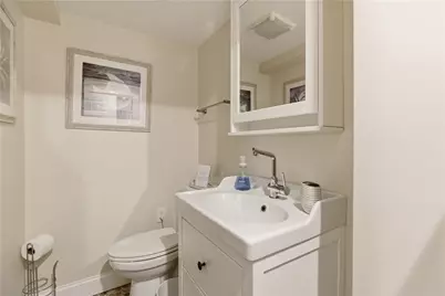 82 Clinton Avenue, Jamestown, RI 02835 - Photo 37