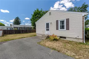 39 Fairview Ave, East Providence, RI 02914 - Photo 35