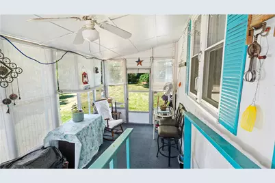 979 Toll Gate Road, Warwick, RI 02886 - Photo 13