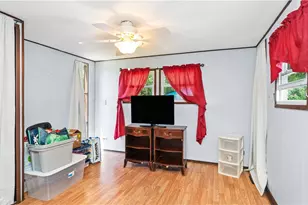 979 Toll Gate Rd, Warwick, RI 02886 - Photo 11