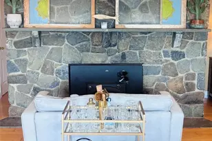 213 Seaside Dr, Jamestown, RI 02835 - Photo 19