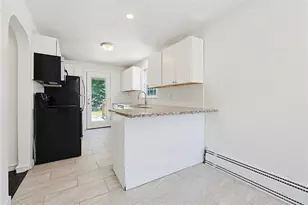14 Jenks St, East Providence, RI 02914 - Photo 19