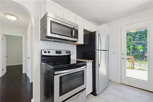 14 Jenks St, East Providence, RI 02914 - Photo 13