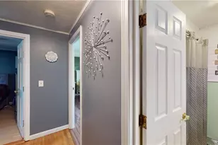 17 Tell St, Warwick, RI 02889 - Photo 9
