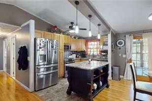 17 Tell St, Warwick, RI 02889 - Photo 15