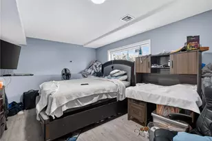 30 Deborah St, Providence, RI 02909 - Photo 19