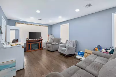 30 Deborah Street, Providence, RI 02909 - Photo 11