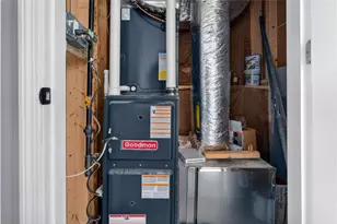 30 Deborah St, Providence, RI 02909 - Photo 29