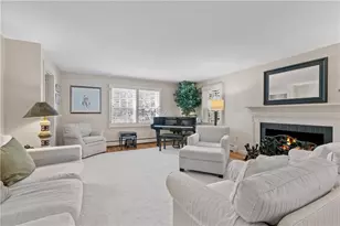 26 Red Cross Ave, Newport, RI 02840 - Photo 5