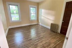 38 Atlantic Ave, Providence, RI 02907 - Photo 9