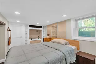 212 Lowden St, Pawtucket, RI 02860 - Photo 29