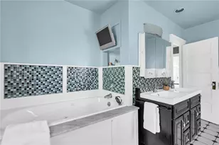 212 Lowden St, Pawtucket, RI 02860 - Photo 23