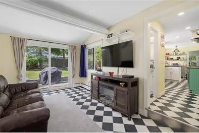 34 Terrace Drive, East Greenwich, RI 02818 - Photo 15