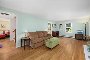 34 Terrace Dr, East Greenwich, RI 02818 - Photo 13