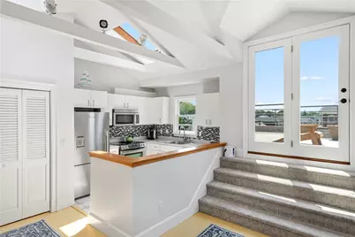 433 Thames Street #E, Newport, RI 02840 - Photo 5