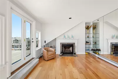 433 Thames Street #E, Newport, RI 02840 - Photo 19